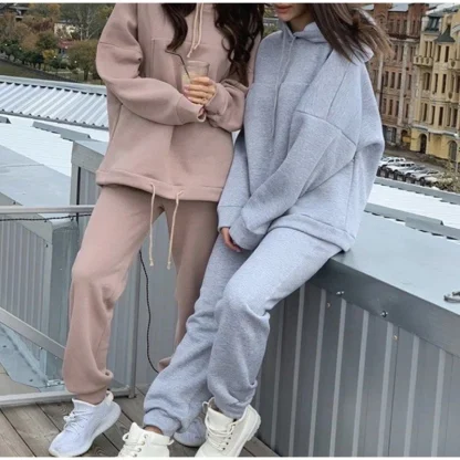 Big Front Pocket Hoodie with Matching Sweatpants - Image 2