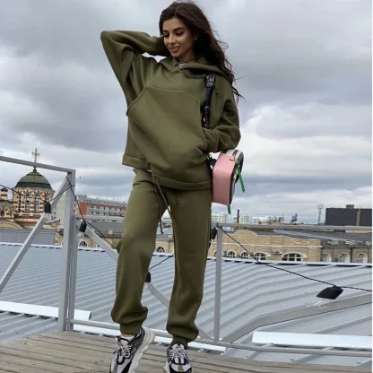 Big Front Pocket Hoodie with Matching Sweatpants - Image 10