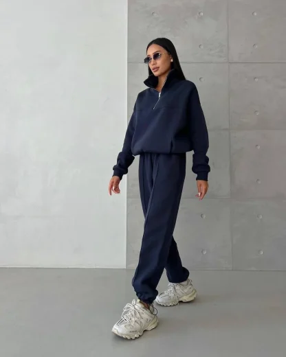 Quarter Zip Sweatsuit with Solid Color Design - Image 11
