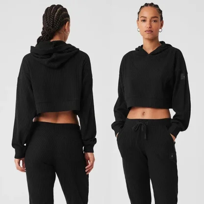 Cropped Sweatsuit with Plain Color Design