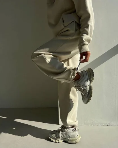 Quarter Zip Sweatsuit with Solid Color Design - Image 13