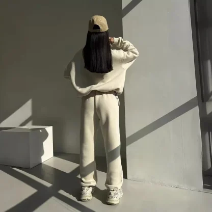 Quarter Zip Sweatsuit with Solid Color Design - Image 4