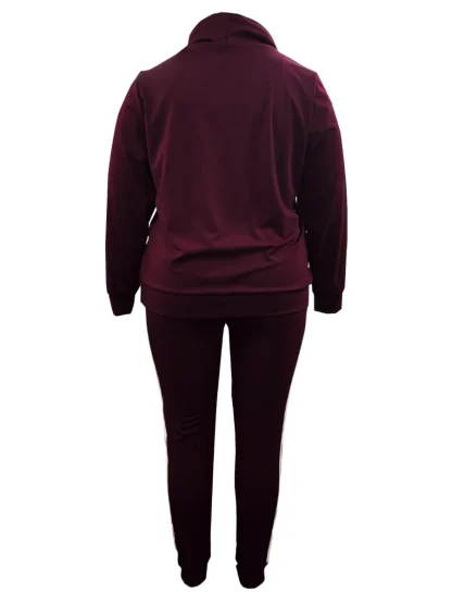 Plus Size Sweatsuit with Love Print - Image 4